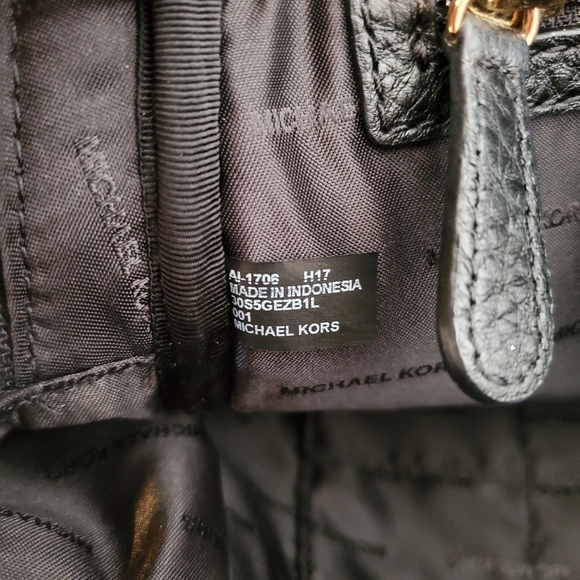 Michael Kors Rhea Medium Backpack - Picture 9 of 11